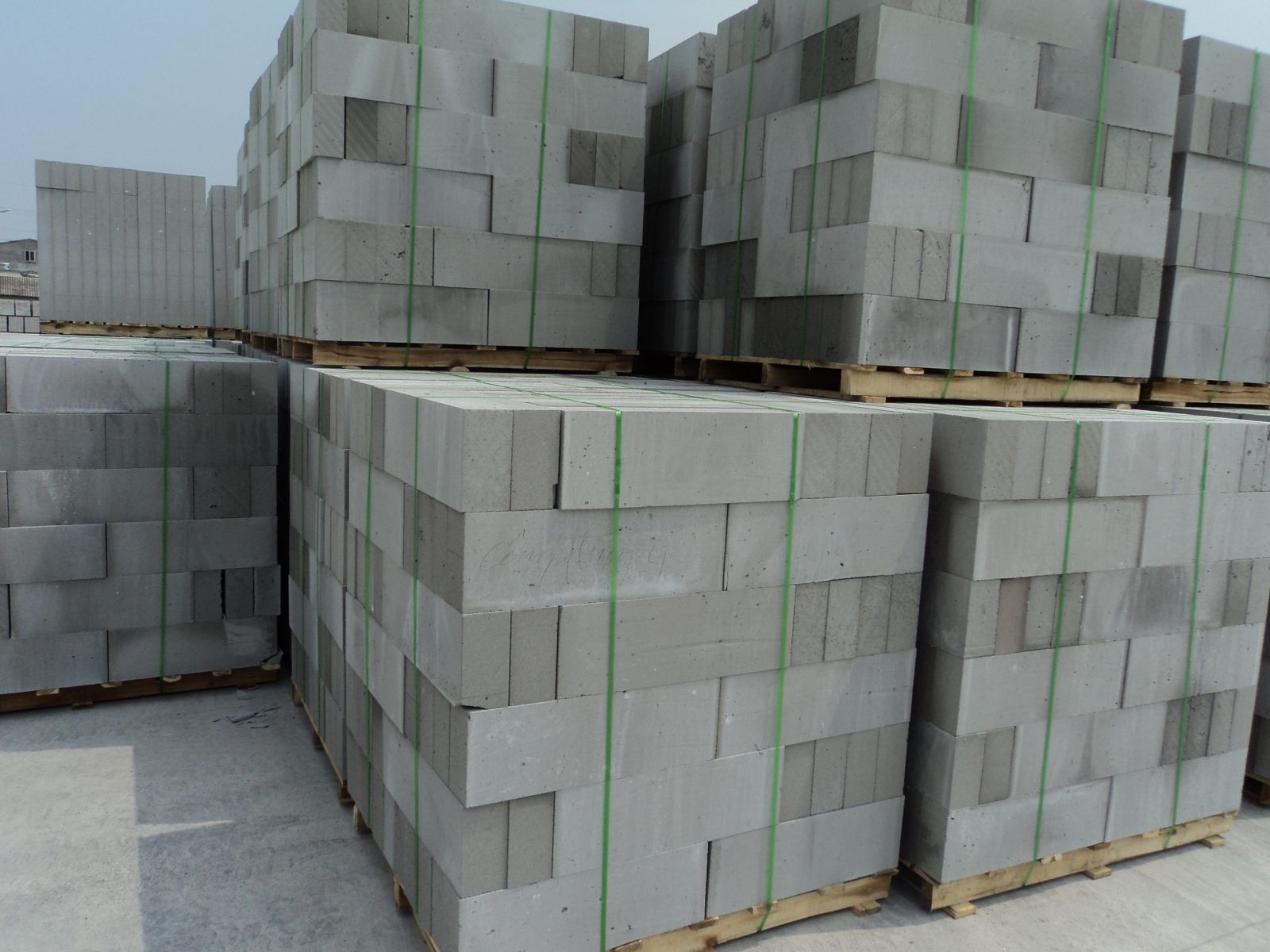 Công nghệ sản xuất gạch bê tông nhe AAC