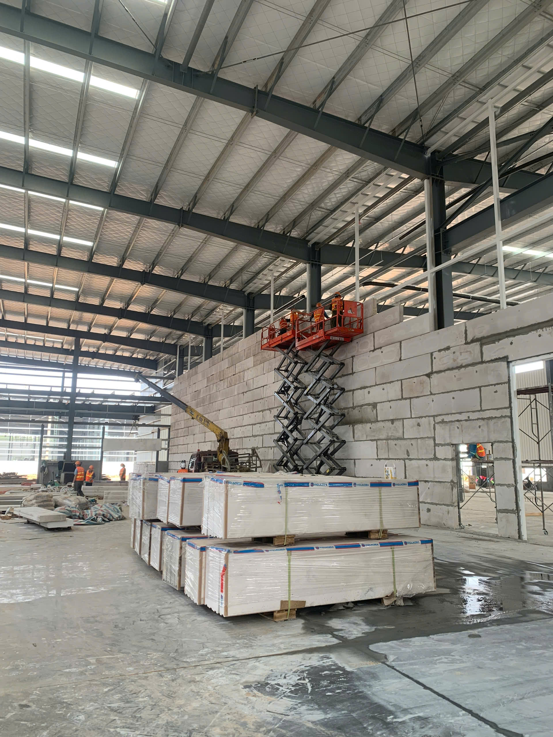 Báo Giá Thi Công Bê Tông Siêu Nhẹ (AAC) Mới Nhất 2025