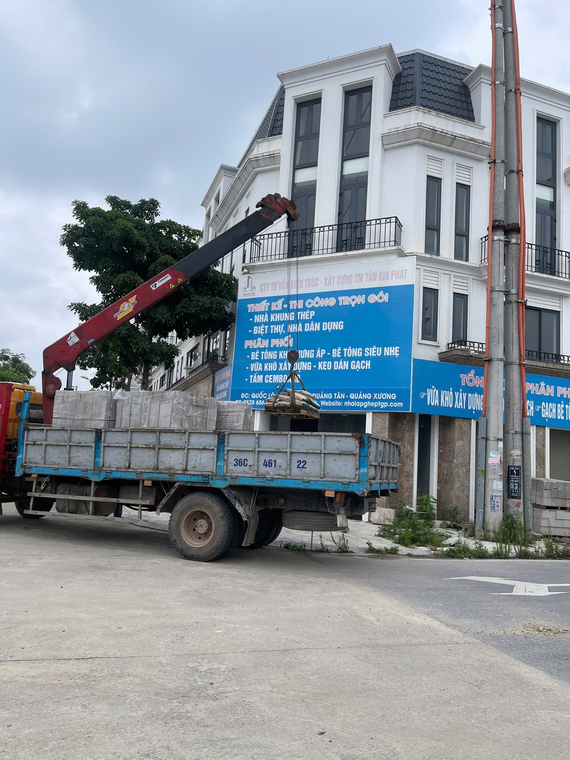 Báo Giá Thi Công Bê Tông Siêu Nhẹ (AAC) Mới Nhất 2025