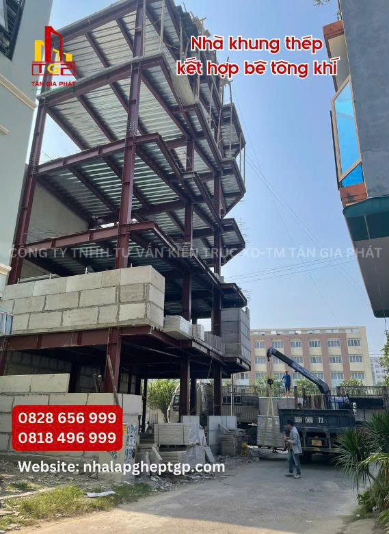 Nhà Khung Thép AAC Có Phù Hợp Để Xây Nhà Phố Cao Tầng Không?