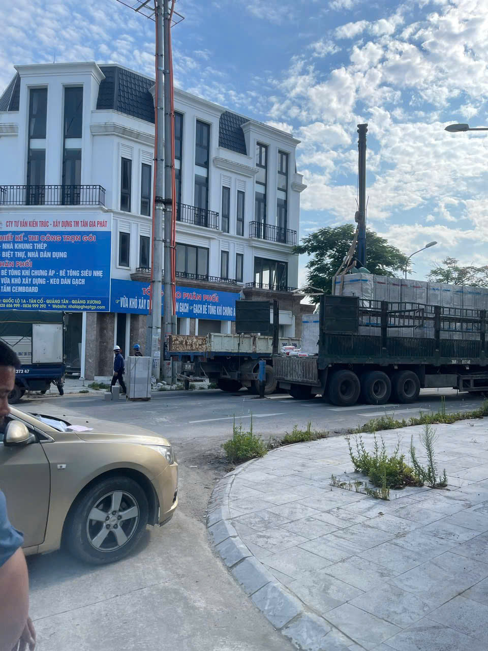 Nhà Khung Thép AAC Có Phù Hợp Để Xây Nhà Phố Cao Tầng Không?