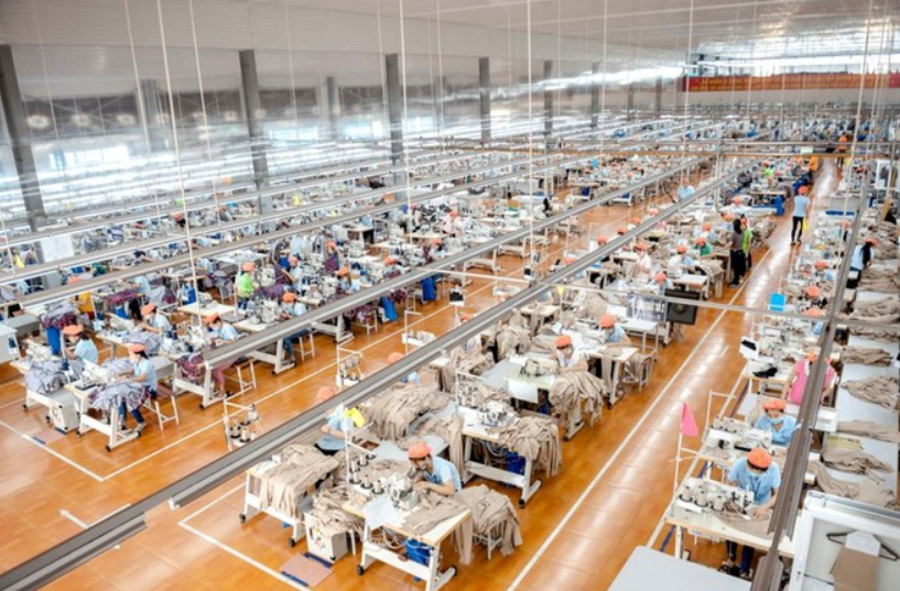 Giảm Tải Trọng Công Trình Với Gạch AAC: Lợi Ích Đối Với Nhà Xưởng Công Nghiệp